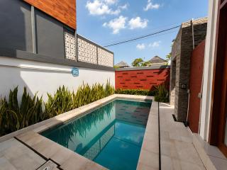 Dolphin Bay Villa - 2