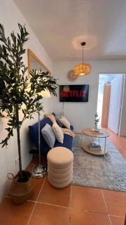 Cozy Stay Sanremo Coastal 2BR - 9