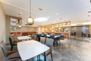 GreenTree Inn Jinan West Station Exhibition Center - 6
