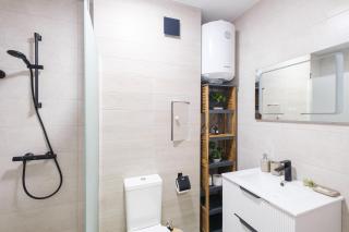 Modern 1-Bed Flat in Plovdiv Free Parking - 5