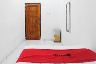 RedDoorz Syariah at Homestay Kalianda - 1