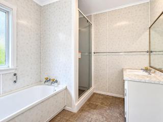 Evolve Rongotea - Three Bedroom Pet Friendly Home - 2