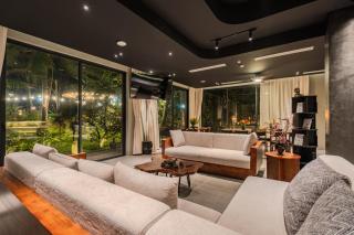 The Do Art Villa - 4BR Beachside Villa with Jacuzzi - 8