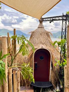 Blue Harbour Resort Beach Front Phuket - 8