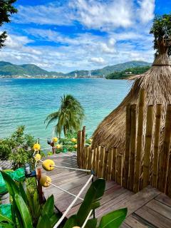 Blue Harbour Resort Beach Front Phuket - 4