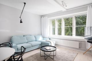Stylish Ullanlinna Flat with Patio - 2