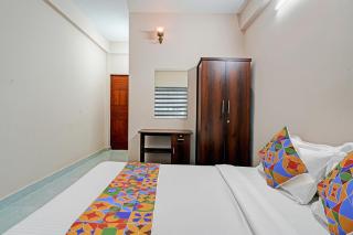FabHotel Oasis Homes - 4