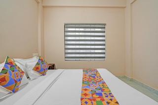 FabHotel Oasis Homes - 8