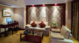 Feicheng Blossom Hotel - 1