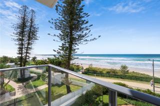 Absolute Beachfront 3BR with Ocean Views - Unit 9 The Penthouses - 0
