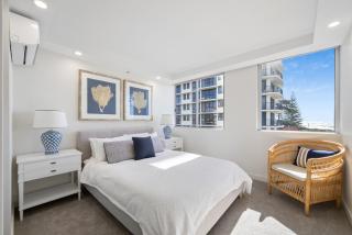 Absolute Beachfront 3BR with Ocean Views - Unit 9 The Penthouses - 3