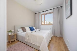 Nowoczesne Apartamenty z Balkonem Kolejowa NU Warszawa Wola by Noclegi Renters - 5