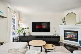 Riverbend 1BR Suite near Stampede Park Queen Bed Fireplace Office Workspace - 0