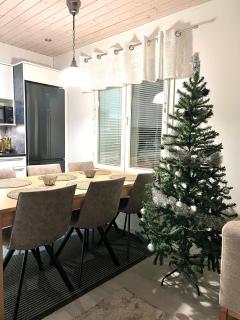 Kulta Villa, keskellä Vuokattia sisältyy Sauna, ilmainen Pysäköinti, Wi-Fi, 65smartTV, oma pieni piha alue, sopii perheille - 6