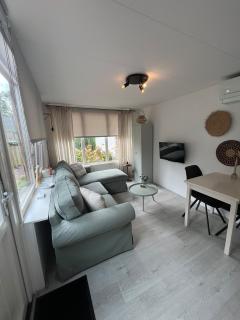 Knus en compleet 2-persoonsappartement vlak bij zee, met tuin en airco - 9