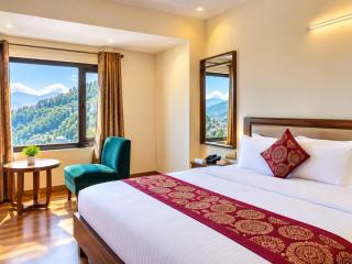 Celebrate Vacation Hotel Near Mall Road - 2