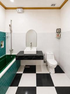 Mini Luxury Villa for 2 Only 15 Mins from Marquee Mall - 0