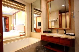 Empark Grand Hotel Beicheng Hefei - 1