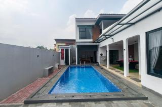 Villa Keneae by The Lavana - 0