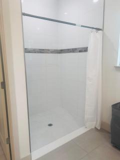 Spacious 4BR Home Near Shopping & Dining - 3