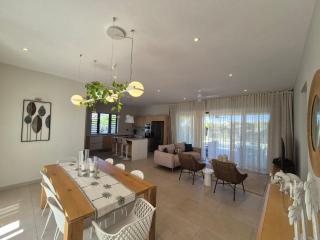Matikita Villa - Private 4 bedroom Pereybere - 1