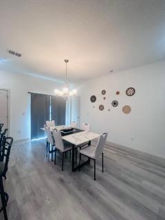 Spacious 4BR Home Near Shopping & Dining - 7