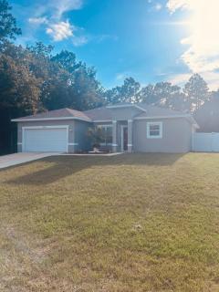 Spacious 4BR Home Near Shopping & Dining - 8