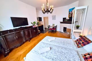 Flex SelfCheckIns Zagreb 291 - 292 - 293 - 294 - 4 Units - Studio Apartments - City Centre - Flexible Keybox Entry - Modern - 8