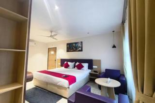 FabHotel Meridian Blue - 7