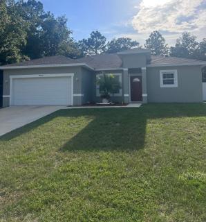 Spacious 4BR Home Near Shopping & Dining - 9