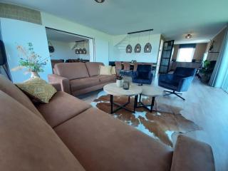Spacious holiday home in Leons with garden - 1