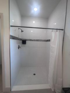 Spacious 4BR Home Near Shopping & Dining - 5