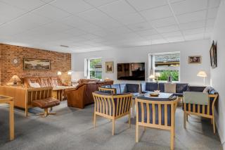 Large Holiday Home With Activity Room And Wilderness Bath On Limfjord Island Fur - 6