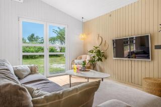 Modernized Holiday Home With Wood-Burning Stove - 7