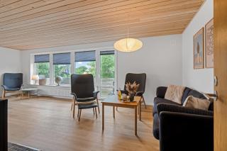 Modernized Holiday Home On Fur With Water Views And Enclosed Terrace - 8