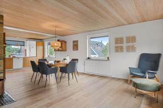 Modernized Holiday Home On Fur With Water Views And Enclosed Terrace - 5
