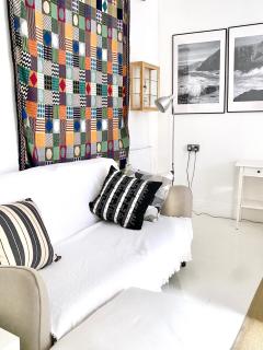The Art Room Quay St Studios - 8