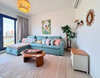 Cozy Boho 1BDR Studio in Kamaran | Pool View - 8