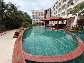 Oryn by Celebrity Resort - 9
