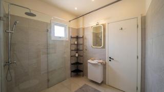 Calina - 3BR Apt W Pool & Balcony in Mackenzie - 9