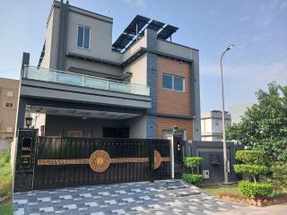 Entire Home- 5 Bedroom - Peaceful Villa with Solar - 5