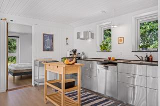 Modernized Vacation Rental With Charging Station And Glass Pavilion - 1
