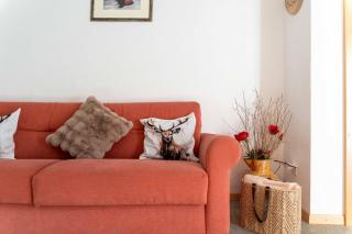 Apartment Chesa Erica 65m2 with private garden - 2