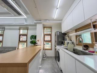 201, Atelier Seongsu Riverside Loft Cherry Blossom Road Han River airport bus - 3