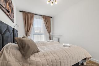 Vis a Vis Comfort by LookAp GARAŻ, SAUNA, JAZZUZI, BASEN SEZONOWY - Lodz - 6
