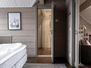 Perfect for families close to ski slope - 8