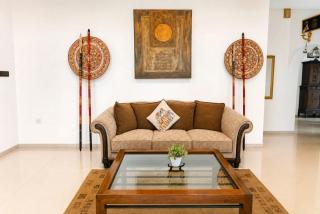 SkyPort Villa Negombo - 0