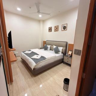Hotel Seven Inn - 1