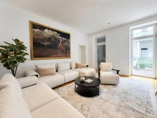 3 bedrooms & balcony near Schonbrunn - 0