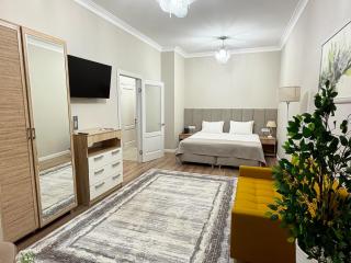 BOTANIC GARDEN APARTMENTS - 1